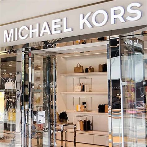 how long does michael kors take to refund money|michael kors returns.